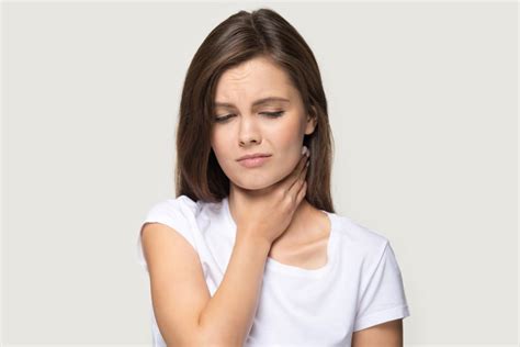 9 Cara Mengatasi Tenggorokan Gatal Yang Ampuh