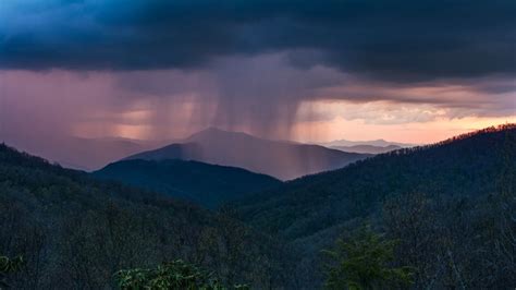 Photographer Captures Purple Rain At Mt Pisgah On Blue Ridge Parkway