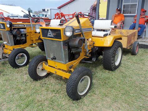 Allis Chalmers B 110 Tractors Allis Chalmers Tractors Lawn Tractor