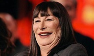 Anjelica Huston Wiki, Bio, Age, Net Worth, and Other Facts - Facts Five
