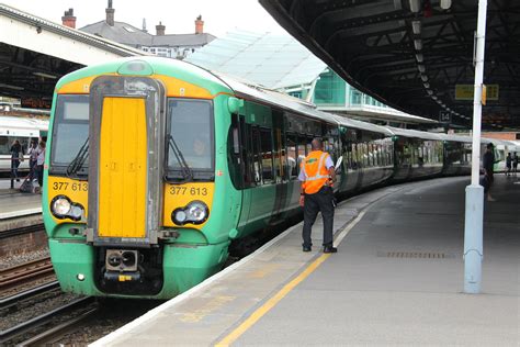 377613 Southern Rail Class 377 Electrostar 377613 Sits At Flickr