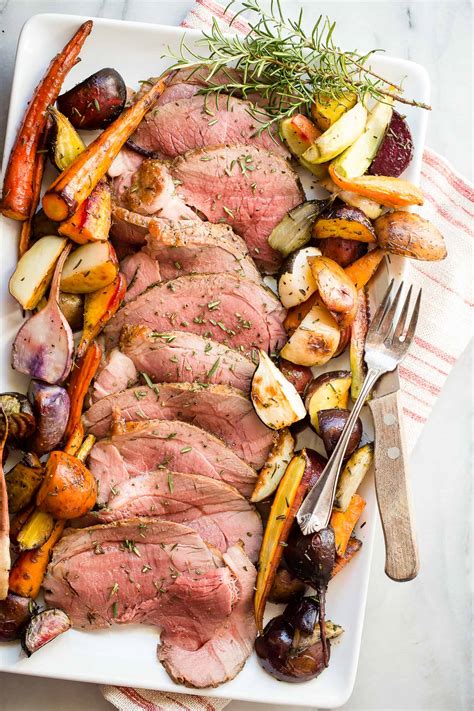 39 easter dinner ideas (no ham included!) looking for something different to cook for easter dinner? Specialiteter - sognegaarden