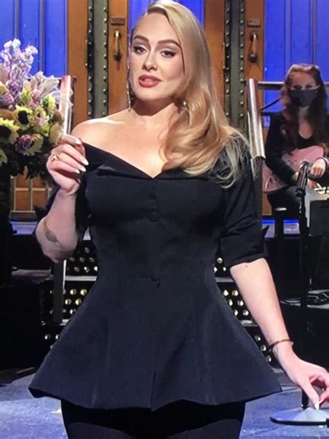 Adele Hosts Saturday Night Live Singing Hits And Addressing Weight