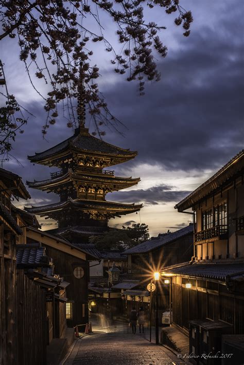 Pagoda Di Yasaka Gion Kyoto Juzaphoto