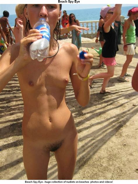 Tanned Naturist Chicks Attracts Men With Her Body At The Beach Resort