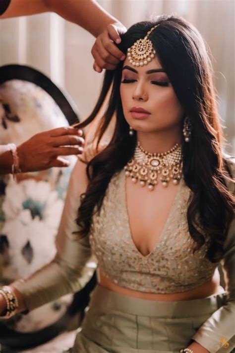 Wmg Recommends Getting Ready Shots Every Bride Must Get Clicked For Her Wedding Album