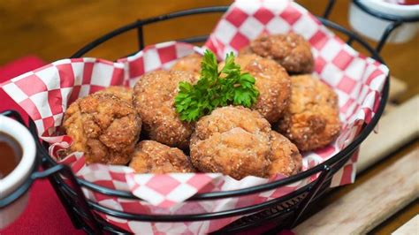 This copycat recipe packs a punch with its flavor and is a great side for many meals such as steak. Outback Steakhouse Fried Mushrooms Recipe | Recipes.net ...