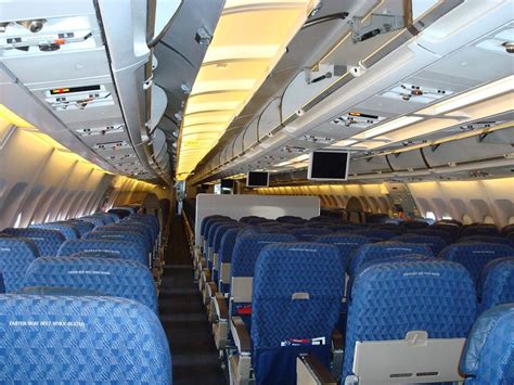 American Airlines Boeing 767 Interior