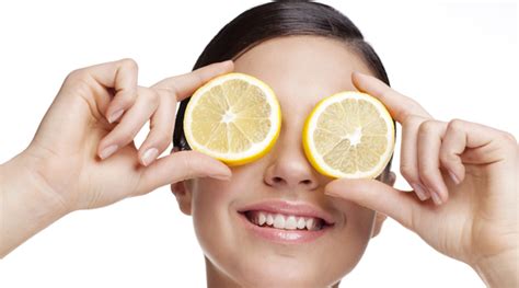 Kita yang ketinggalan jauh daripada orang lain! Manfaat Lemon untuk Kulit | Sabun Cuci Muka Clean & Clear®