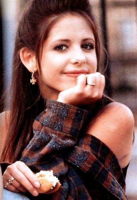 This link is to an external site that may or may not meet accessibility guidelines. Favorite 90s teen actress? (Feel free to add your own if ...