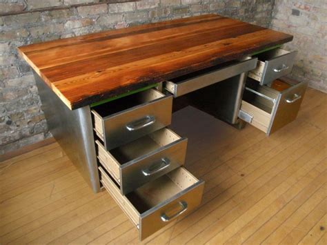 Gently used, vintage, and antique reclaimed wood desks. 1000+ images about Reclaimed wood desk ideas on Pinterest ...
