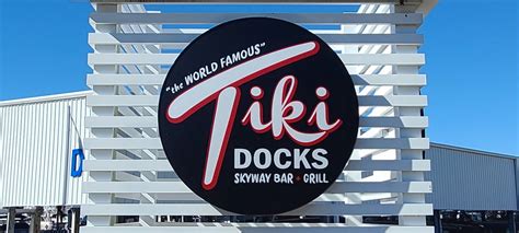 Tiki Docks Skyway Bar Grill Outdoors In Florida