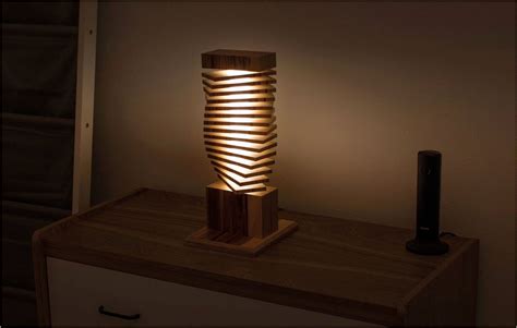 Dieser holzbalken sorgt für licht auf dem esstisch. Wandleuchte Holz Selber Bauen | Haus Design Ideen