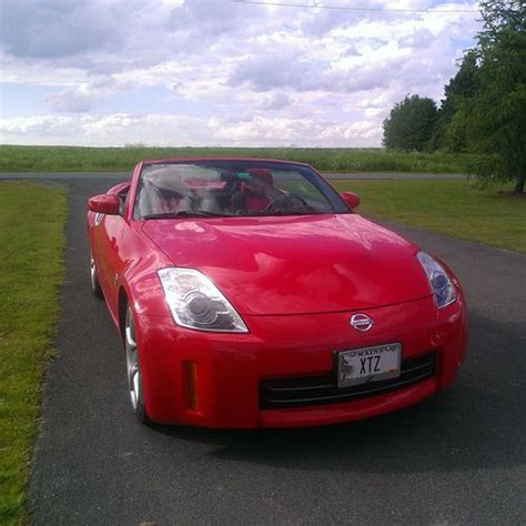 Sell Used 2008 Nissan 350z Touring Convertible 2 Door 35l 6mt In
