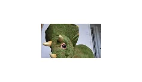 triceratops dinosaur toy kota