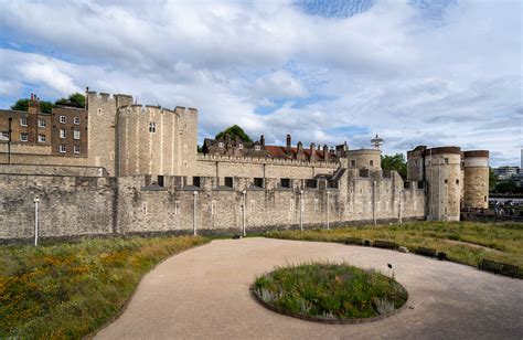 Visiting The Tower Of London A Complete Guide For 2023 Uprooted Traveler