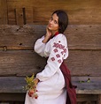 Beautiful Slavic Girls in Traditional Outfits (48 pics) - Izismile.com