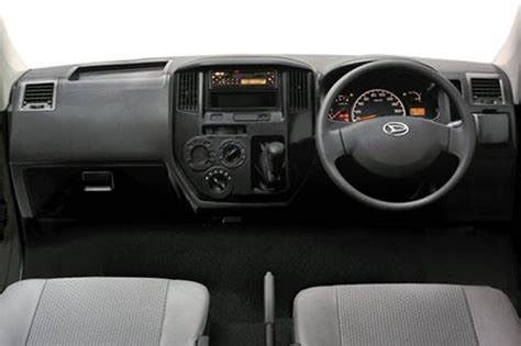 Daihatsu Gran Max Pick Up 1 3 Vs 1 5 Mana Yang Cocok Untuk Bisnis