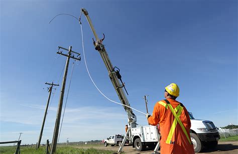Overhead Power Lines Installation Maintenance