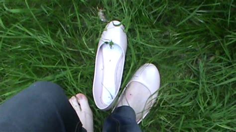 Taking Off My Nude Ballet Flats In Grass Youtube