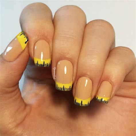 Back-To-School Nail Art Design Ideas | Back to school nails, School nails, School nail art
