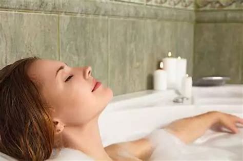 Take A Relaxing Bath 10 Tips For Defeating Insomnia