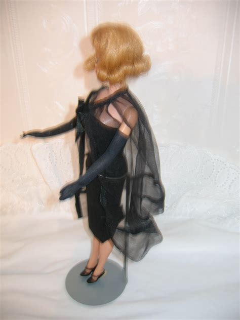 Vintage 1960s Midge Barbie Straight Legs Collectible Fashion Doll For