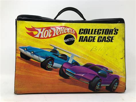 Hot Wheels 1969 12 Car Carrying Case With Vintage Sticker Etsy Hot