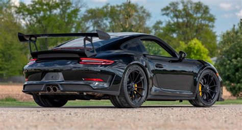 Blacked Out 2019 Porsche 911 Gt3 Rs Is A Lethal Weapon Begging To Be