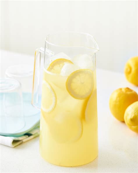 This Is The Quickest Easiest Way To Make Lemonade Lemonade Recipes
