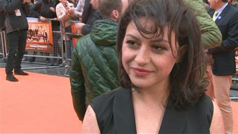 Arrested Developments Alia Shawkat Only Watches Her Own Work Youtube