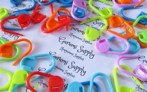 Plastic Safety Pin Markers 20 Count Stitch Marker Counter