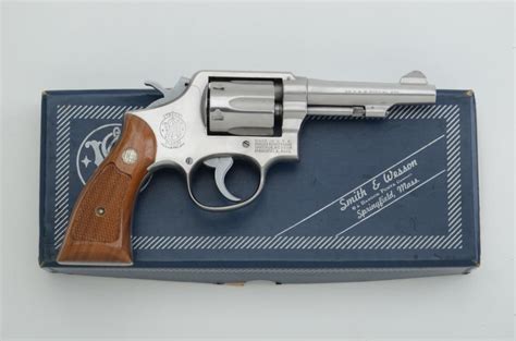Smith And Wesson Model 64 Da Revolver 38 Special Cal 4 Barrel