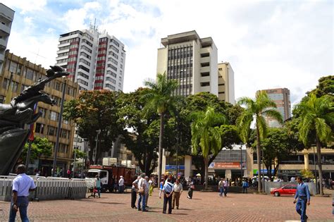 Vecinos Pereira Norte Centro Plaza De Bolívar Un Espacio Para Todos