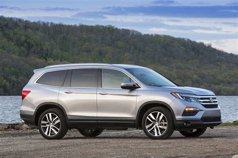 2017 Honda Pilot Reviews And Rating Motor Trend