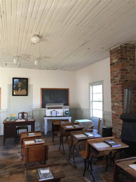 Historic Mcconchie One Room School House Destination Southern Maryland