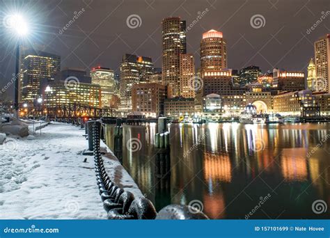 Boston Waterfront And Skyline In Winter Stock Image Image Of Park