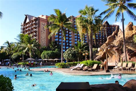 Amenities you can experience a safari, and enjoy a water park (surcharge) and an outdoor pool. Resort + Cruise Ship + Water Park = Aulani