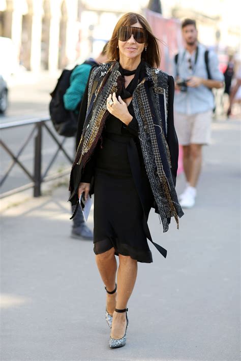 carine roitfeld x uniqlo collaboration the affordable way to get chic french girl style glamour