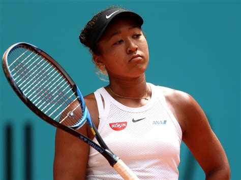 Naomi osaka has ended her turbulent brief spell at the french open with a stunning withdrawal from the grand slam, apologizing for her media boycott which divided the tennis world before adding: Naomi Osaka se gândeşte la Jocurile Olimpice de la Tokyo