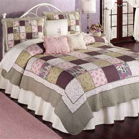 Sugarplum Cotton Floral Patchwork Quilts Bedroom Quilts Country