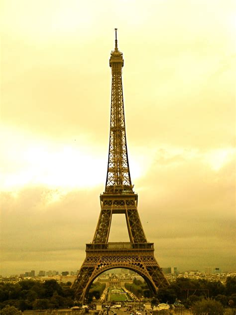Art Or Eyesore The Eiffel Tower History You Probably Didnt Know — The