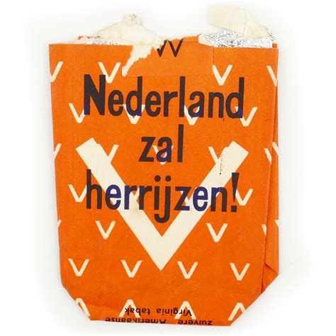 Holland Dutch Militaria Nederland Zal Herrijzen Cigarettes Package