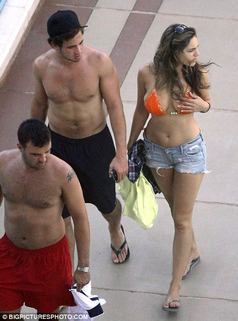 Kelly Brook And Danny Cipriani Are Reunited On Yet Another Holiday Daily Mail Online