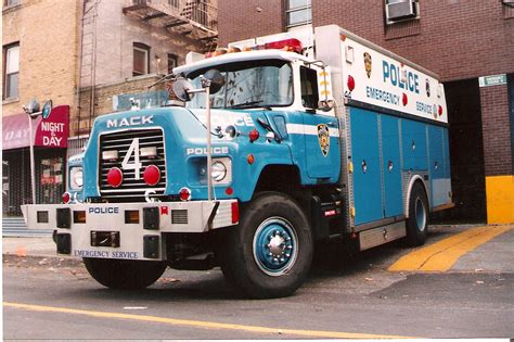 Nypd Esu Police Truck 4 Bronx Ny 1993 A Photo On Flickriver