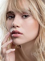 Suki Waterhouse talks about her best beauty looks