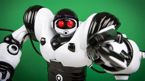 Robosapien X Review By Kinder Playtime Youtube