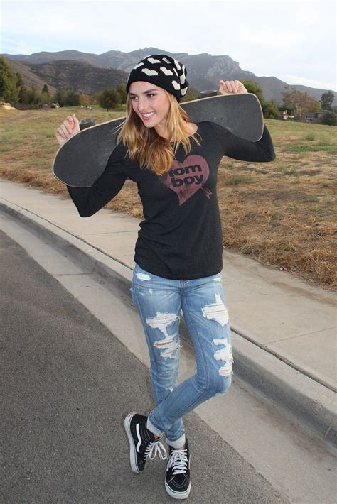 Pin On Skater Girl