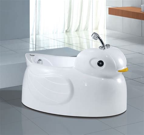 Indulge in the elegance and relaxation available to you with this whirlpool bathtub. Joyee Ctue Popular Whirlpool Mini Baby Bathtub - Buy Baby ...