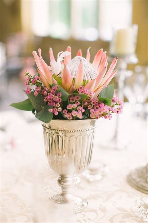 La Flor De Tu Boda La Protea Protea Wedding Wedding Centerpieces